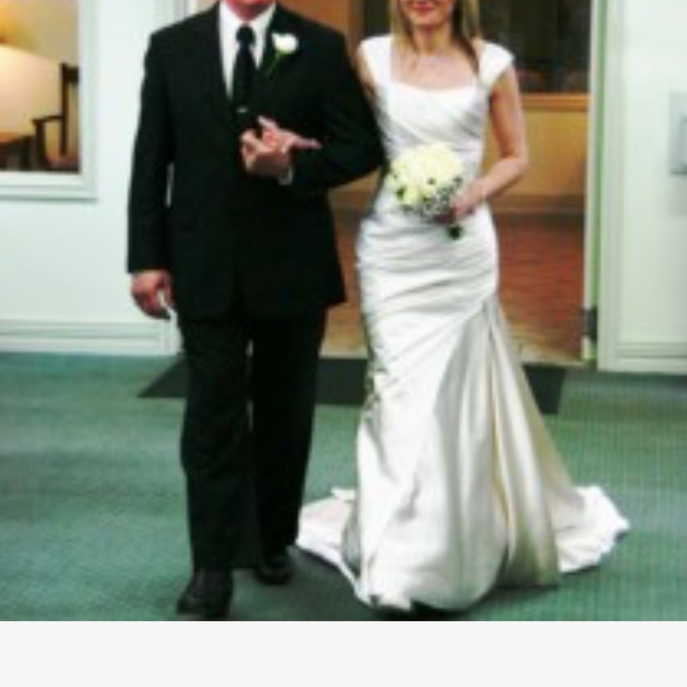 La Sposa Wedding Fanal Gown by Pronovias
